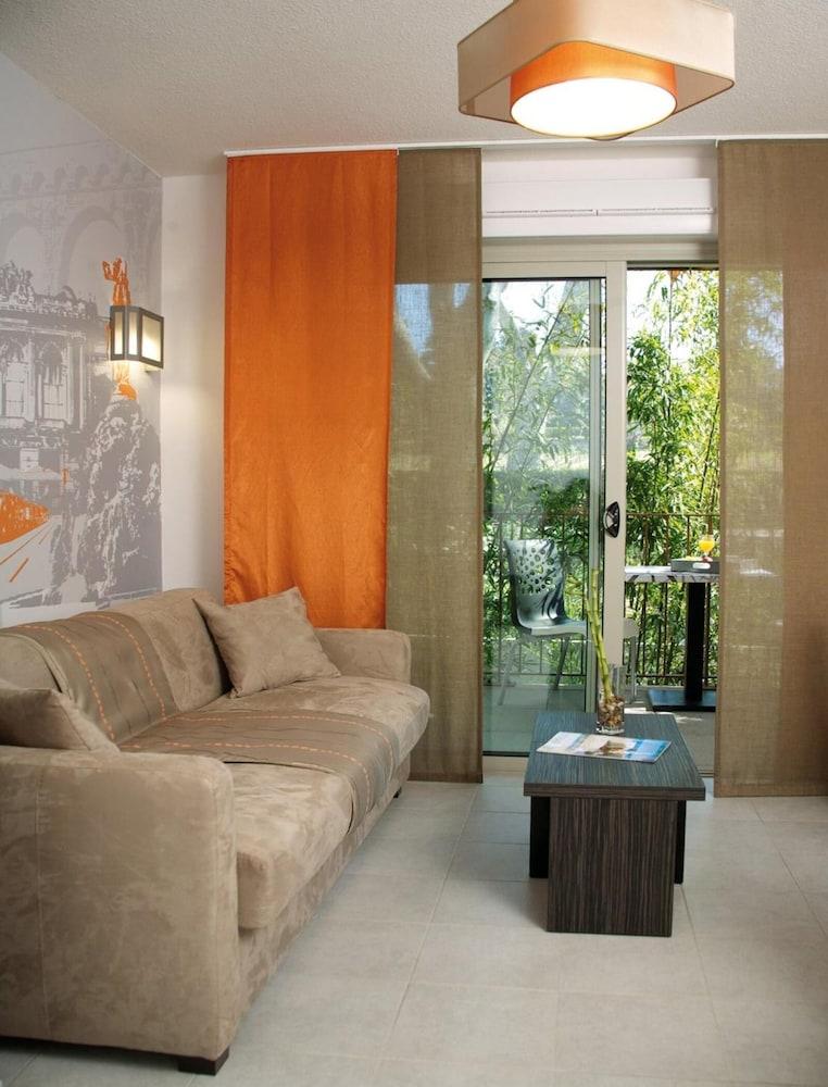ลากร็องฌ์ อพาร์ตโฮเทล มงเปลิเย มิลแนร์ Aparthotel มงต์เปอลิเยร์ ภายนอก รูปภาพ